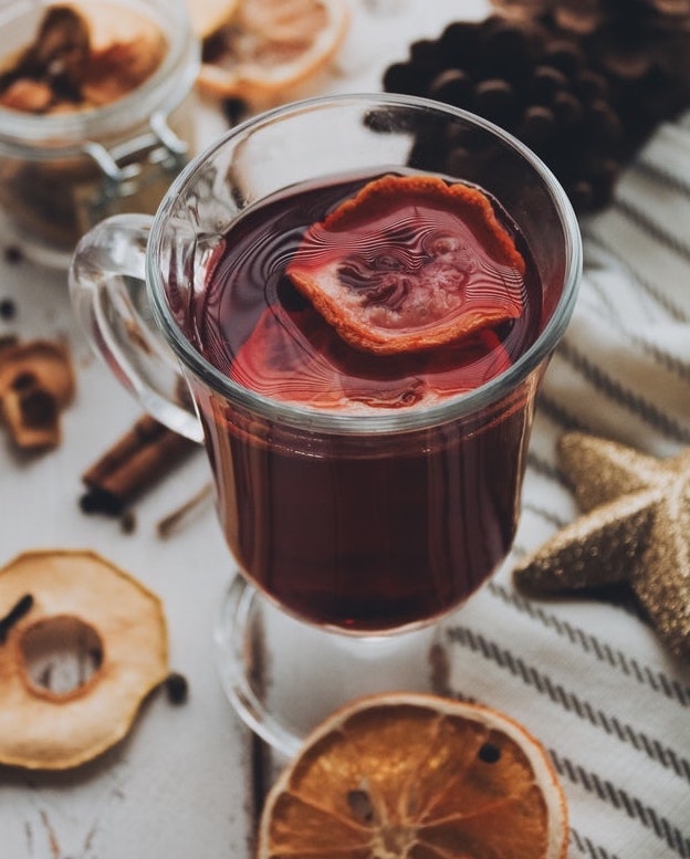 christmas cocktails mulled wine