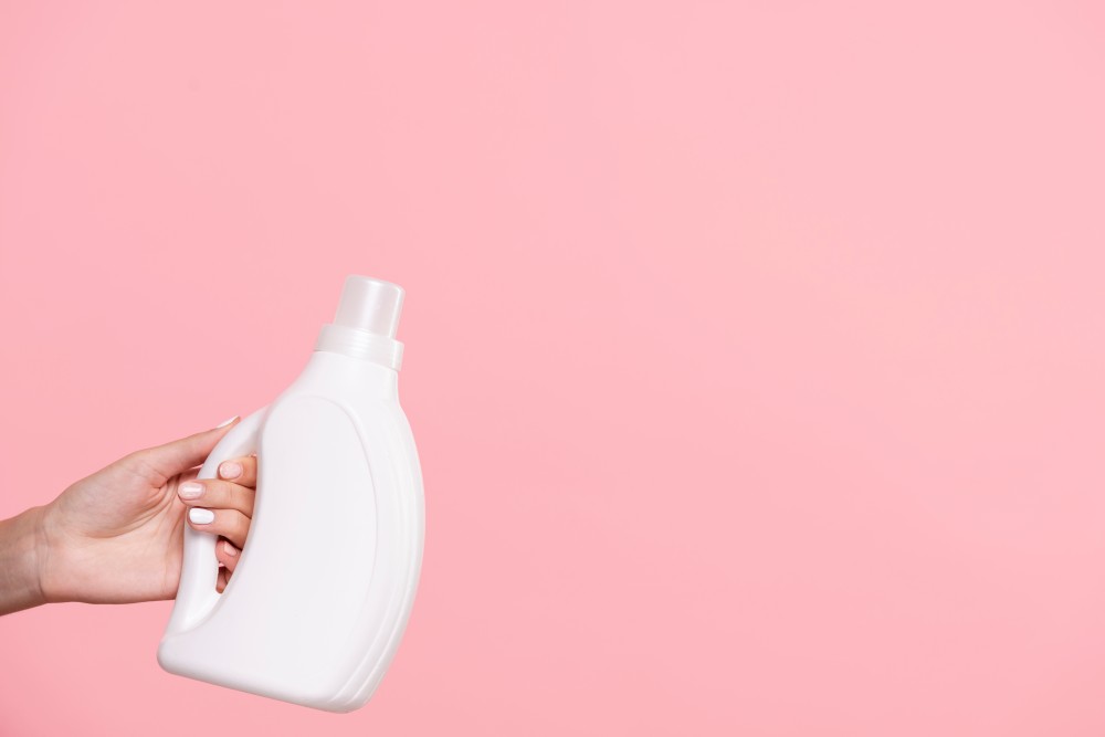 Detergent without plastic